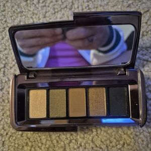 Hourglass Graphix Eyeshadow Palette Vista DISCONTINUED!!